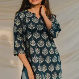 kashis creations Casual Regular Sleeves Floral Print Women Multicolor Top-picture-26