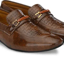 red lions Loafers For Men image 2