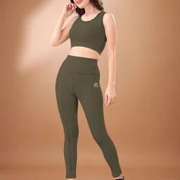 poojaran Solid Women Track Suit image 3