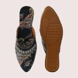 trendvine Casuals For Women image 4