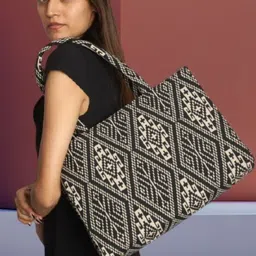 khan Women Black Messenger Bag-picture-33
