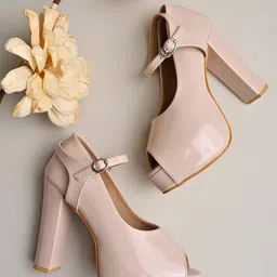 shoetopia Women Heels Sandal image 4