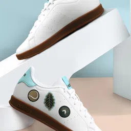 adidas KAMARAX PRO W Sneakers For Women image 1