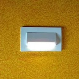 sophronia Step Light Wall Lamp With Bulb image 5