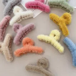 DN Creation Women Assorted Set of 2 Fur Claw Clip-image-67