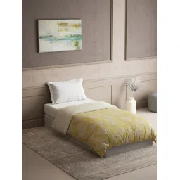 Ddecor Live Beautiful Ddecor 300 GSM Floral, 145 TC, Single Reversible Winter Quilt Yellow (Single) image 1