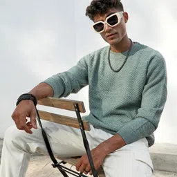 campus sutra Men Solid Crew Neck Green Sweater-picture-24