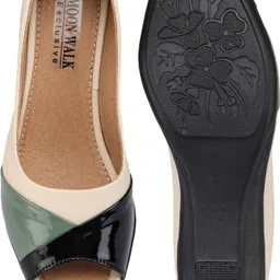 moonwalk Women Bellies Sandal image 4