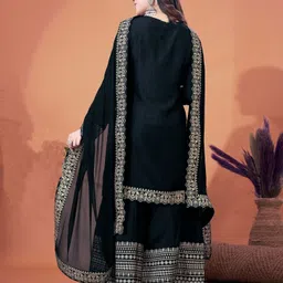 jai kurties Women Cotton Rayon Kurti Sharara Dupatta Set image 3