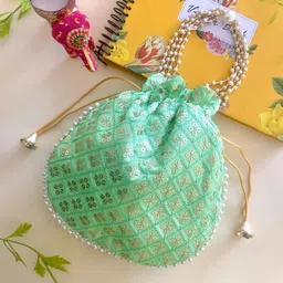 byra Women Green Potli-picture-41