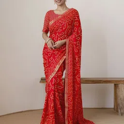 samah Printed, Geometric Print, Embellished Bandhani Chiffon Saree image 4