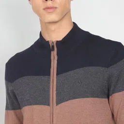 Arrow Colourblocked Mock Collar Long Sleeves Cardigan Sweater image 3