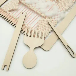 Whittlewud Pack of 4 Weaving Loom 1 Frame with 2 Needle, 1 Comb (11 x 0.98 Inch) Wooden Multi-Craft Weaving Loom Arts & Crafts Develops Creativity Weaving Frame Loom with Stand for Beginner image 4