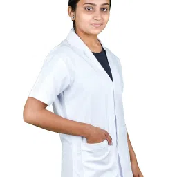 LATHIYA UNIFORM DOCTER Apron LAB Coat Half Sleeve (XS) White image 1