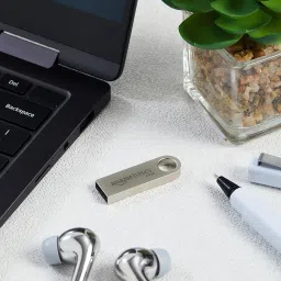 Amazon Basics 64 GB Flash Drive | USB 3.0 | Upto 150 MB/s | Silver image 3