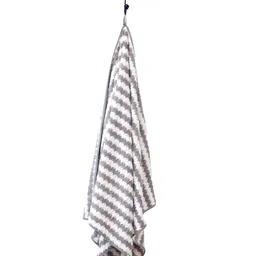 Ariana Grey Striped Patterned High Absorbent 400 GSM Bath Towels image 2