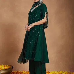 janasya Women Silk Blend Kurti Palazzo Dupatta Set image 5