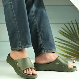 slipover Men Slides image 2