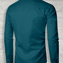 veeraflex Men Regular Fit Solid Casual Shirt image 2