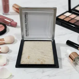 red4 (BK 01) Luminizer Highlighter & Metallic Glow Finish Highlighter powder Highlighter-picture-19