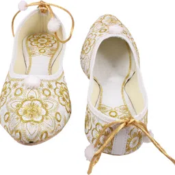 beauty walk Jutis For Women image 4