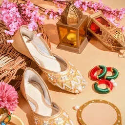 froh feet Jutis For Women image 3