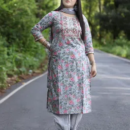 houseofcommon Women Viscose Rayon Kurta Pant Dupatta Set image 2
