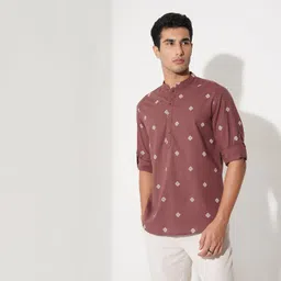 indus route by pantaloons Men Printed Cotton Blend Straight Kurta-picture-16