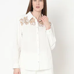 vero moda Women Regular Fit Solid Spread Collar Casual Shirt image 3