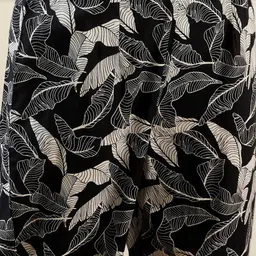 Indo Era Women Floral Printed Regular Pure Cotton Kurta with Trousers image 4