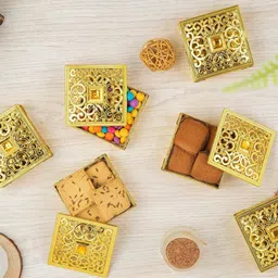 satyam kraft 6 Pcs Golden Acrylic Mini Gift Boxe for Return Gift,Sweet for Christmas,Wedding Storage Box image 5