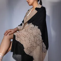 MODARTA Floral Woven Design Shawl image 4