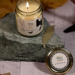 Tara Enlightening World Tejpatta Medium Scented Jar Candle with Lid image 3