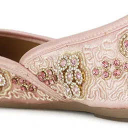 bata Women Bellies Sandal image 4