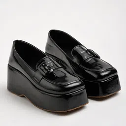 shoetopia Casuals For Women image 2