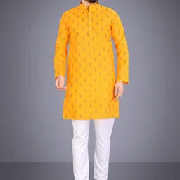sopani Men Cotton Blend Kurta Pyjama Set image 3