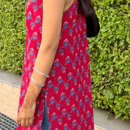 anjil Casual Noodle Straps Printed Women Red Top image 3