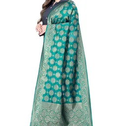 rrk import and export Jacquard Woven Green Women Dupatta image 2