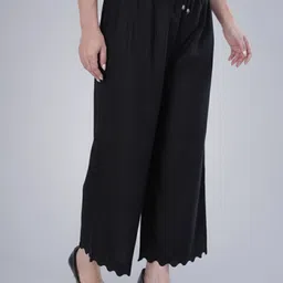 mm-21 Women Relaxed Black Cotton Blend Trousers image 3