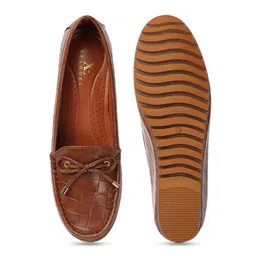 XE Looks Textured Bow Embellished Wedge Heels image 5