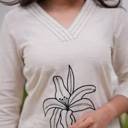 elepants Women Khadi Cotton Kurti Pyjama Set image 2