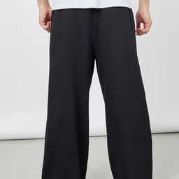 Styli Men Solid Wide Leg Jogger with Drawstring Closure image 2