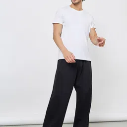 Styli Men Solid Wide Leg Jogger with Drawstring Closure image 3