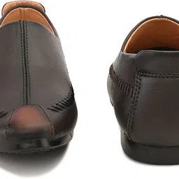 Asans Classico Loafers For Men image 3