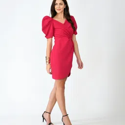 arbiter collection Women Bodycon Gold Above Knee/Mid Thigh Length Dress image 1