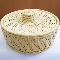 theperfectbazaar.com Melamine, Seagrass Handmade natural Moonj Grass basket with lid (11 inch) Storage Basket image 2