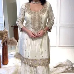 pd cloth villa Women Pure Silk Kurta Pant Dupatta Set-picture-18