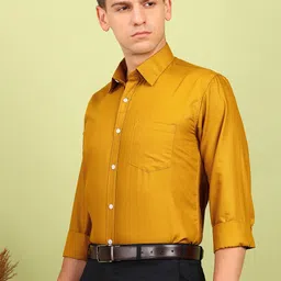 encore by invictus Men Slim Fit Solid Spread Collar Formal Shirt image 2