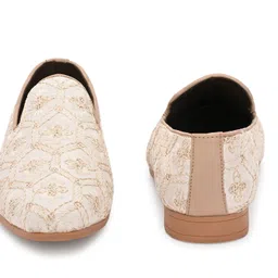 house of pataudi Festive Ready Slip-On | Lightweight Premium Embroidery Pattern Mojaris For Men image 4