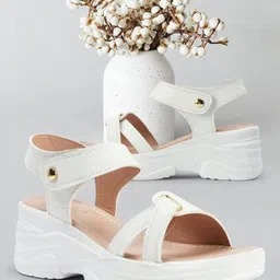 vendoz Women Wedges Sandal-picture-17